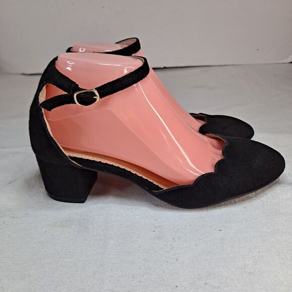 Journee Collection Women's 8.5 Edna Ankle Strap Black Scalloped Pumps Block Heel - Picture 4 of 8